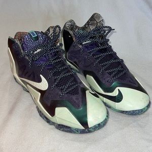 Lebron XI “Gumbo League”